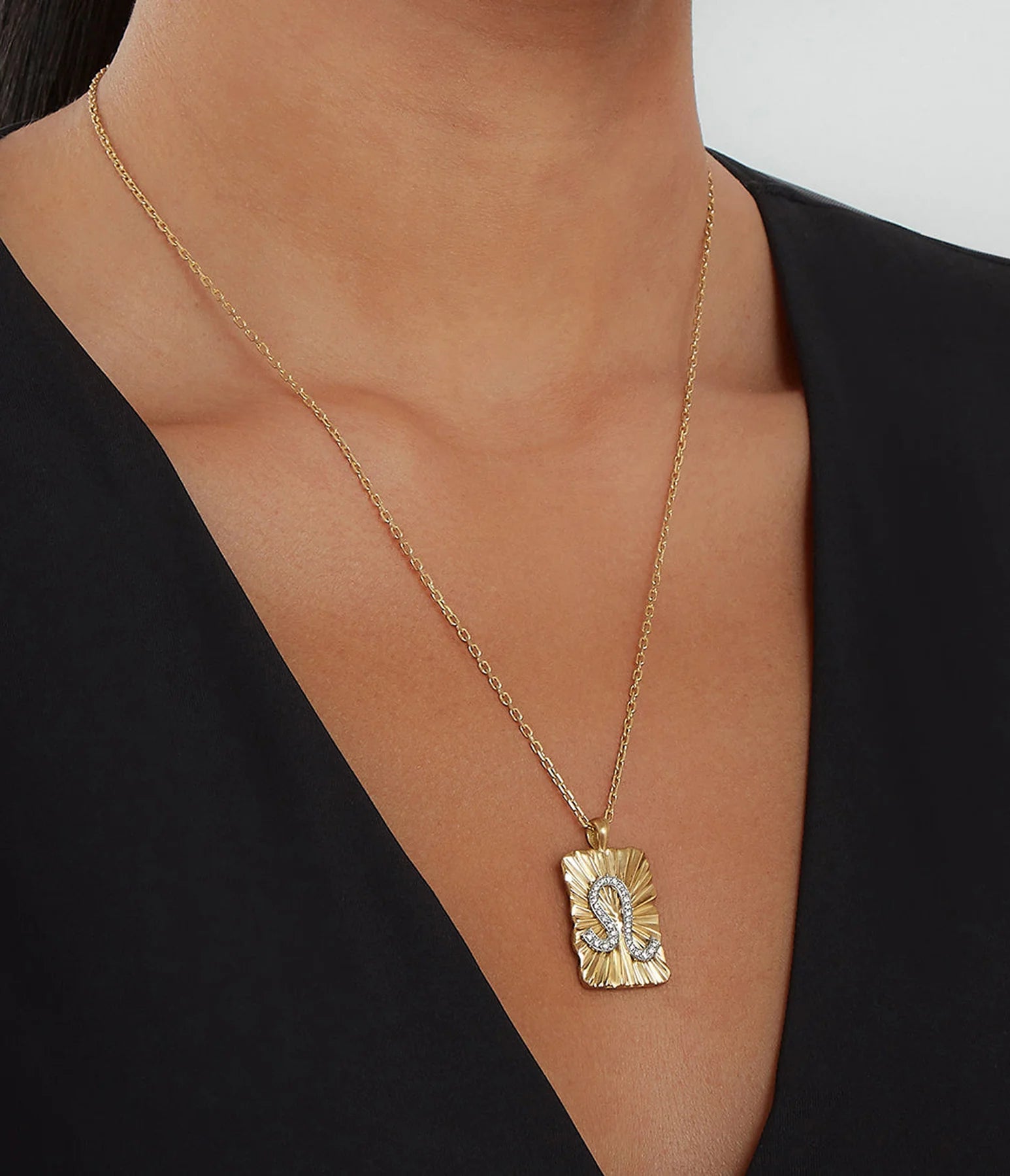 DAVID WEBB - Leo Zodiac Pendant Necklace, Diamonds